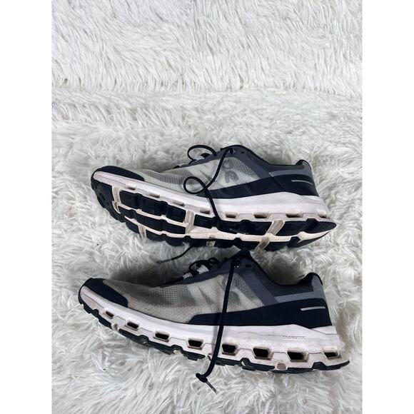 On Running CloudTec Shoes Womens Size 8 Swiss Engineering Athletic Running - Picture 3 of 14